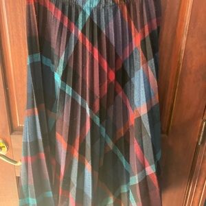 Barclays square vintage accordian pleated plaid wool midi skirt